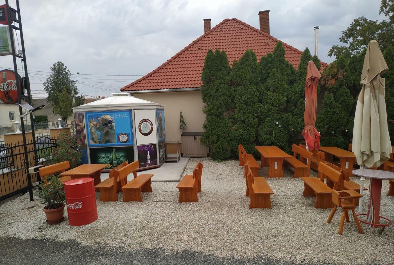 Fehérló Vendégház&Restaurant Bük Exterior foto